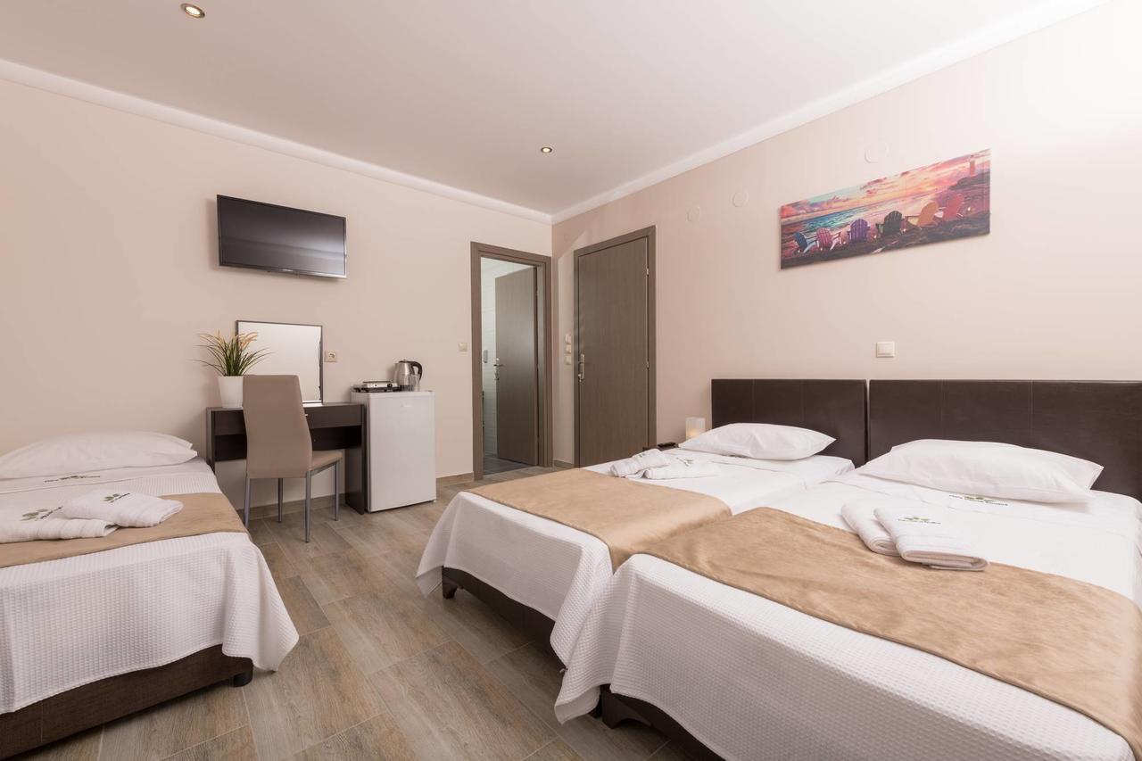 Hotel Ftery Skala Rachoni  Esterno foto